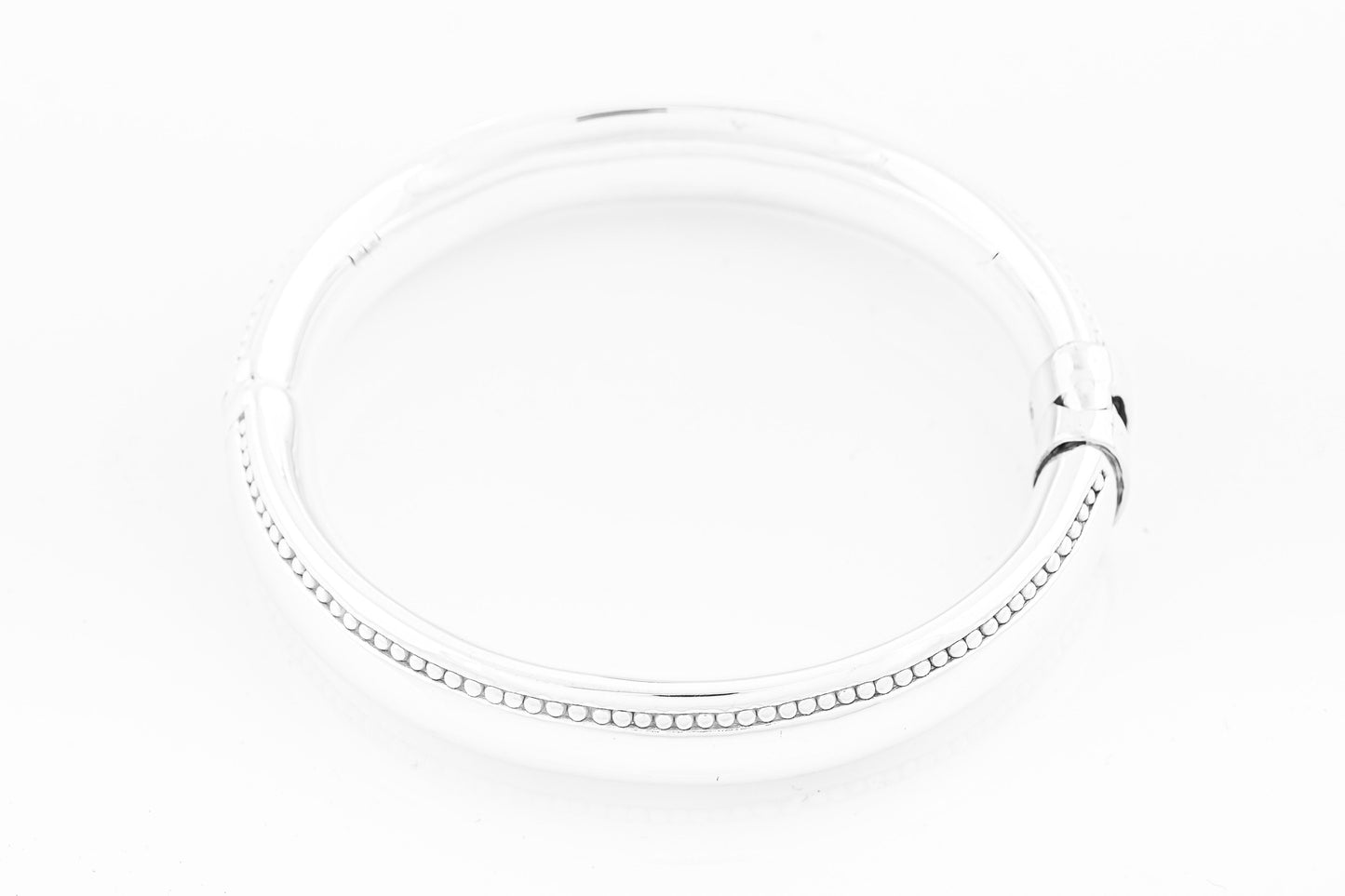 Hitchley & Harrow SS26 Bead Edge Hinged Bangle