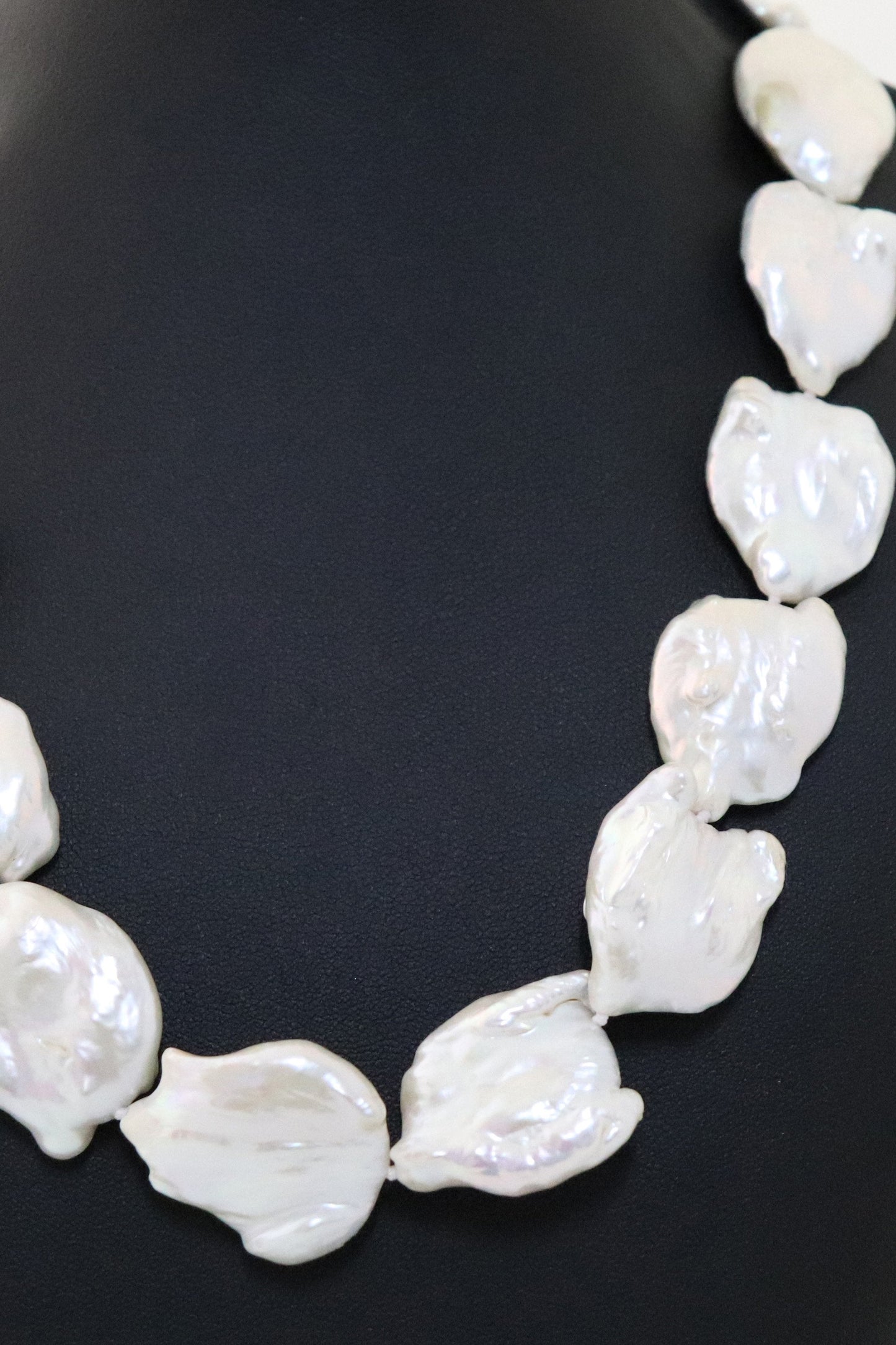 Hitchley & Harrow: Large Baroque Coin Pearls P11 Pearl Necklace