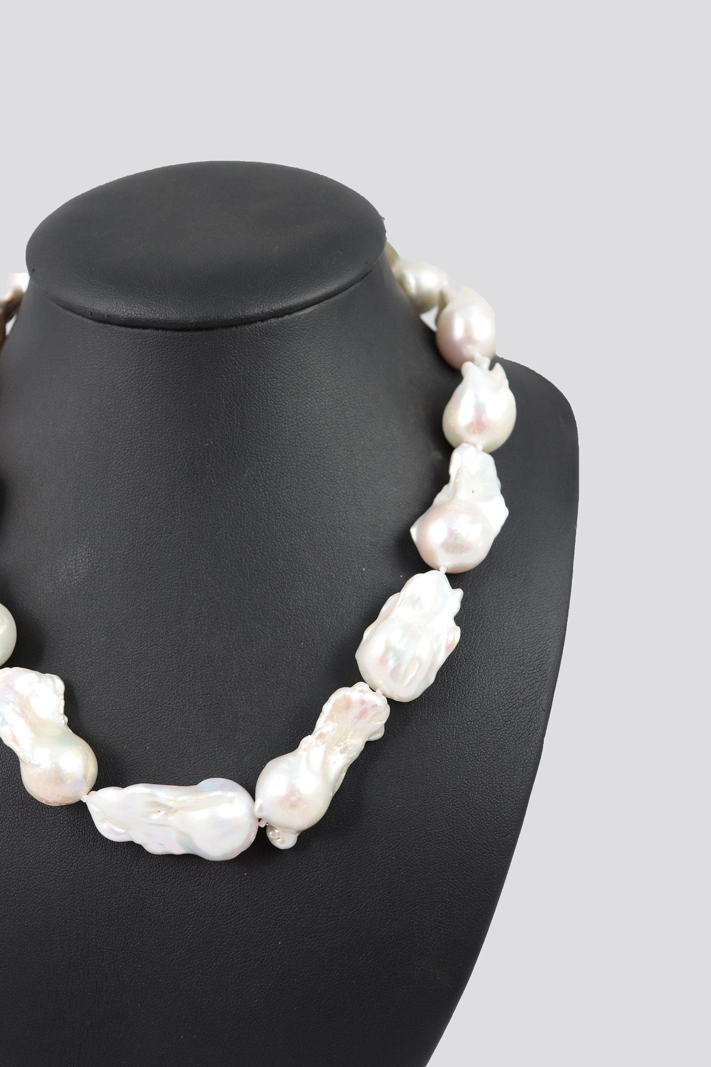 Hitchley & Harrow Cream Baroque P57 Pearl Necklace