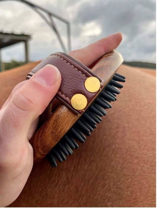 Hairy Pony Brush Rubber-Ascot Saddlery-The Equestrian