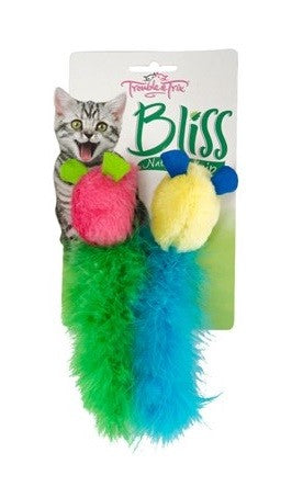 Trouble & Trix Bliss catnip toys with feathers, cat picture.